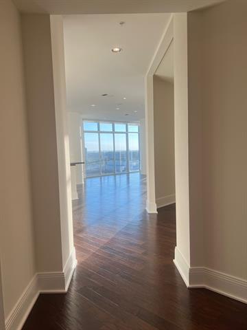 Building Photo - 8066 Park Ln