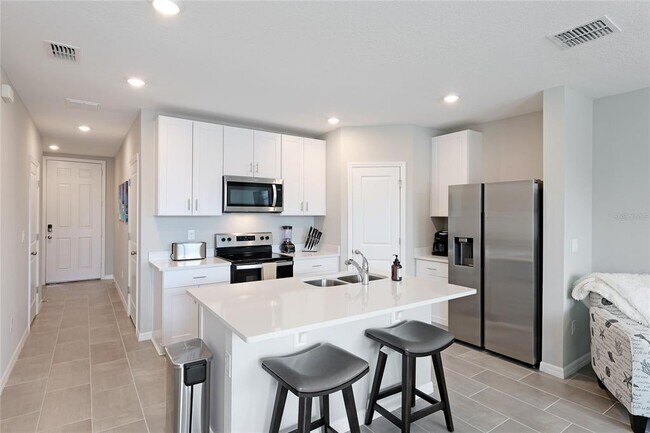 Building Photo - 17063 Coral Key Dr