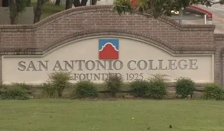 Building Photo - 316 W Cypress St