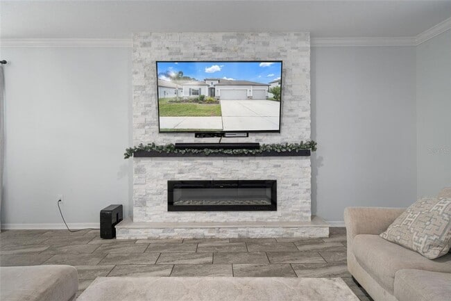 Building Photo - Beautiful 4bd 2ba Home plus a 3 Car Garage