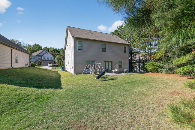 Building Photo - 112 Silver Trce