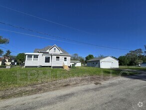 Building Photo - 333 Cottage St