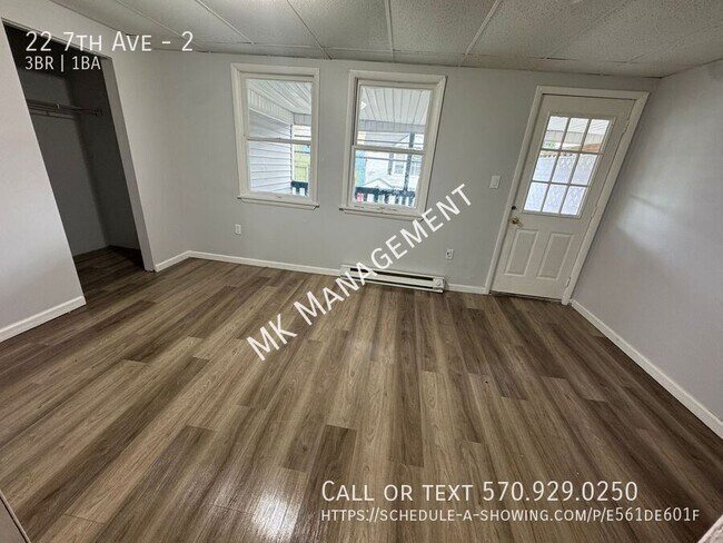 Building Photo - 22 7th Ave