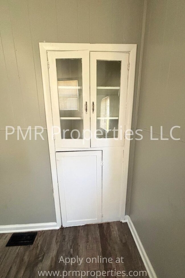 Building Photo - 2826 Lafayette Street