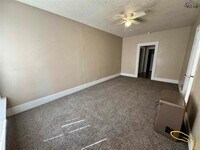 Building Photo - 1205 Austin St