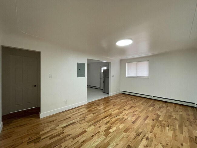 Building Photo - 770 Vrain St