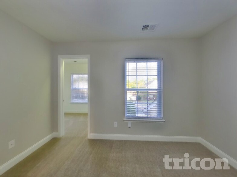 Building Photo - 14208 Highland Meadow Rd