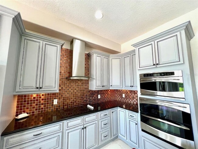 Building Photo - 9060 Heritage Bay Cir