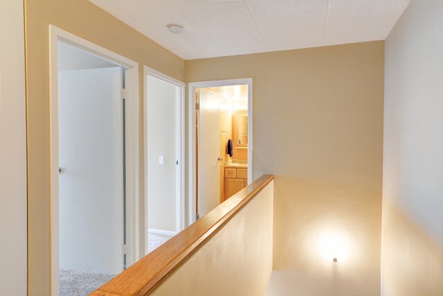 Building Photo - 711 W Gordon Ter