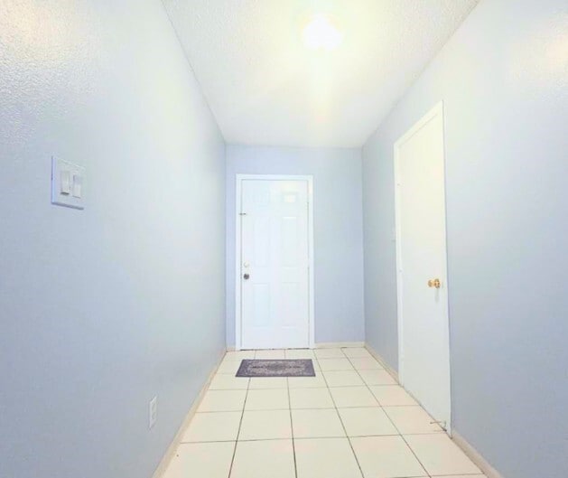 Building Photo - 10919 Pigeonwood Dr