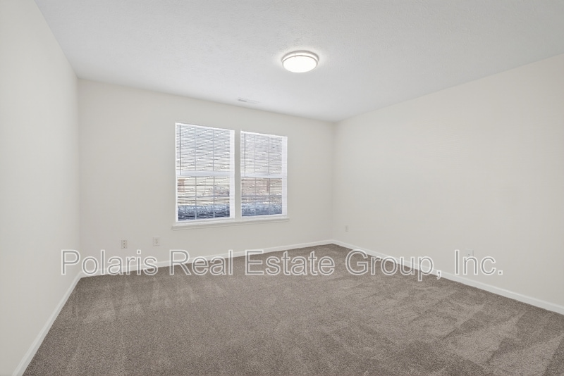 Building Photo - 439 Venus Dr