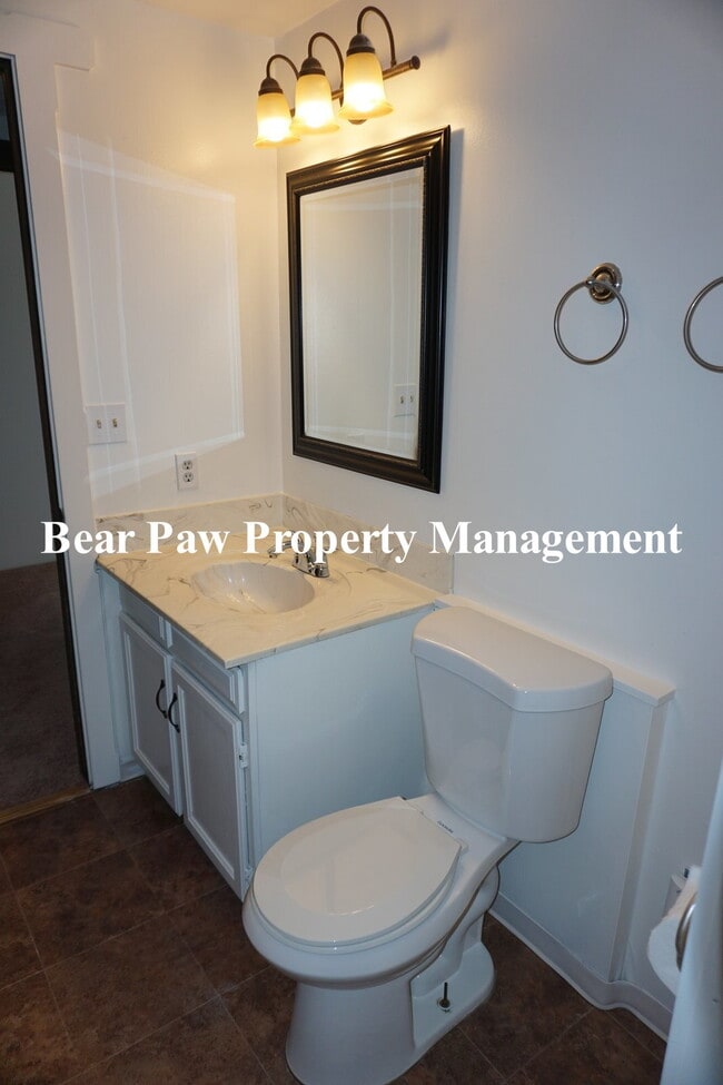 Building Photo - Beautiful Horse Property in Evergreen!!