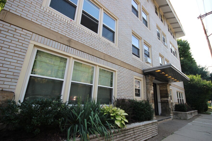 Shadyside Apartments 5925 5th Ave Pittsburgh PA 15232 Apartment Finder