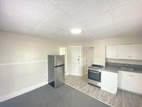 Building Photo - 60 Broadway