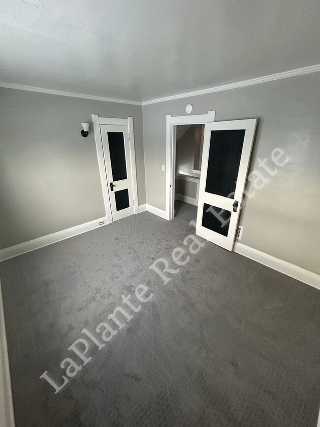 Building Photo - 1656 Macomber St