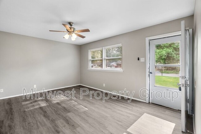 Building Photo - 24 Boles Ave