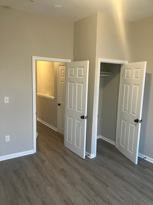 Building Photo - Coming Soon: 512 N Curley!