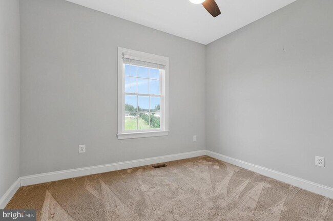 Building Photo - 947 Rye Dr