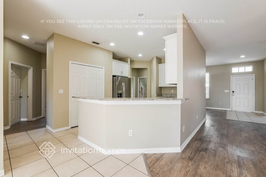 Building Photo - 1458 Stoneywood Way