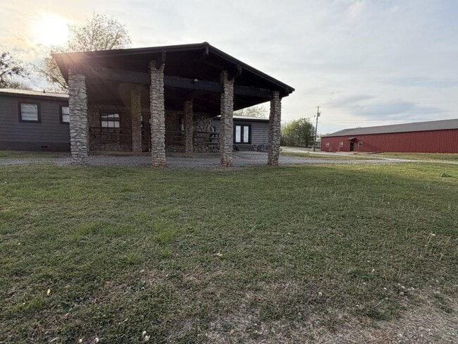 Building Photo - 17822 S Bryant Rd