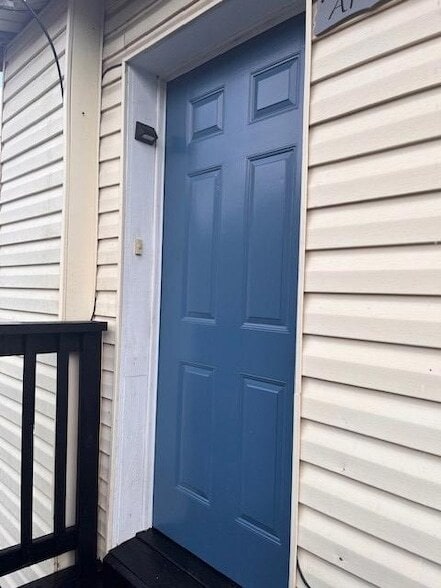 Building Photo - 710 W Canal St