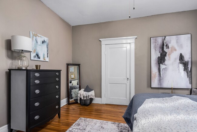 Building Photo - 1425 B 13th Street South, Birmingham, Alab...