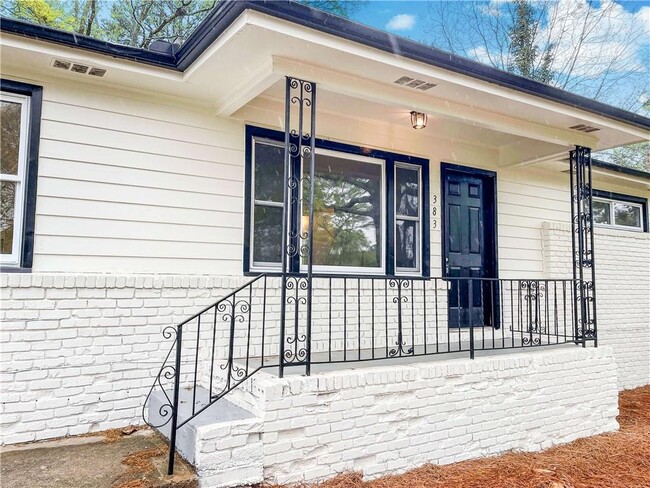 Building Photo - 383 Norton Cir SE