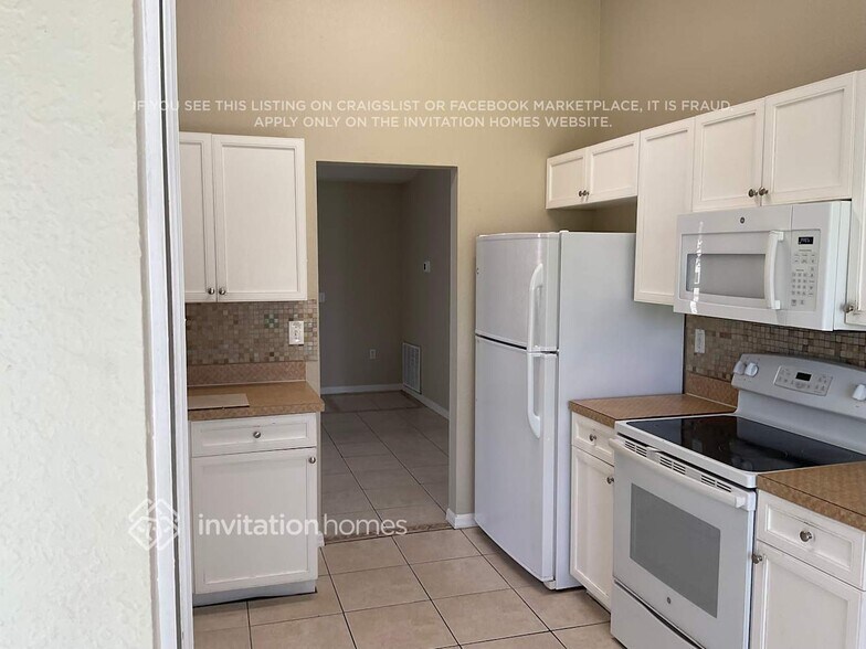 Building Photo - 6 Sawfish Ln