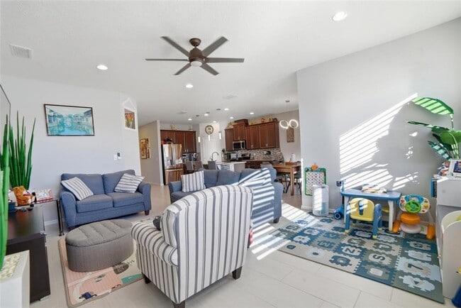 Building Photo - 1461 Clear Brook Pl