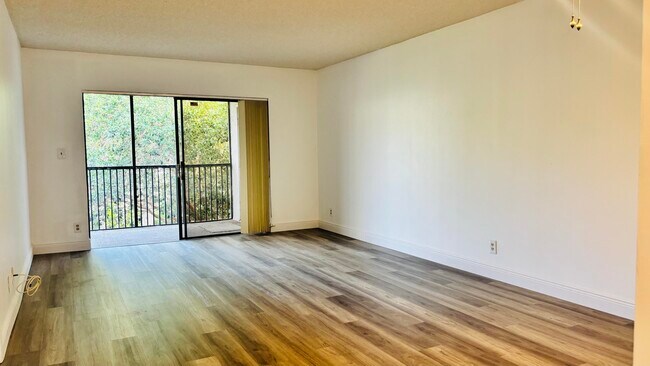 Building Photo - 1230 S Military Trail