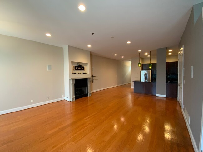Living Room - 2011 Frankfort Ave
