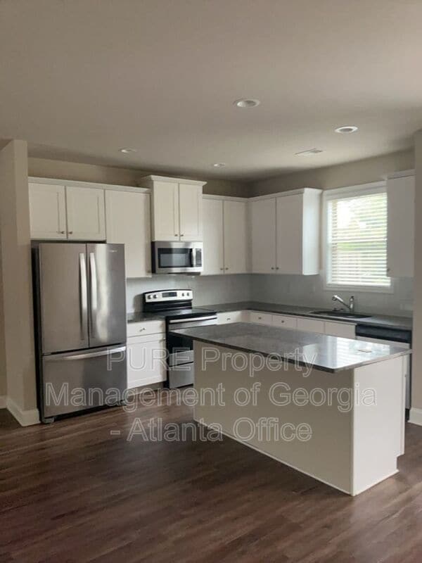 Building Photo - 175 Orchard Dr