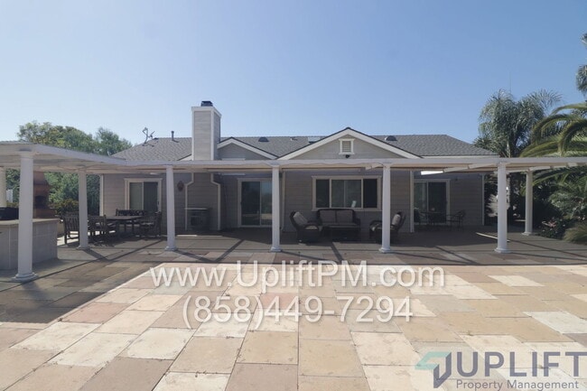 Building Photo - 22845 Vista Ramona Rd