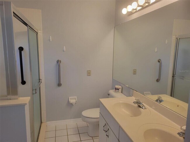 Building Photo - 4009 Hammersmith Dr