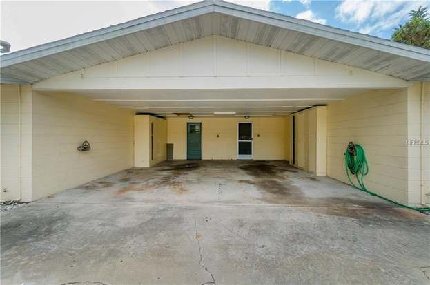 Building Photo - 1600 Cardinal Ln