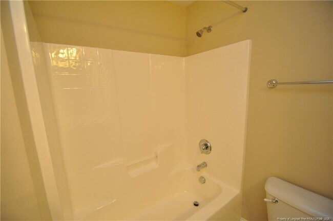 Building Photo - 409 Braxman Ln