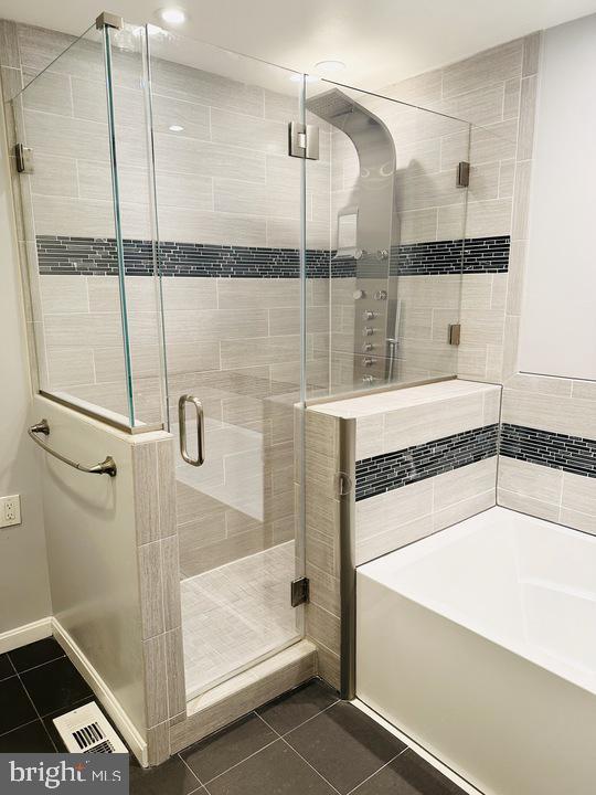 Building Photo - 1117 Harvard St NW