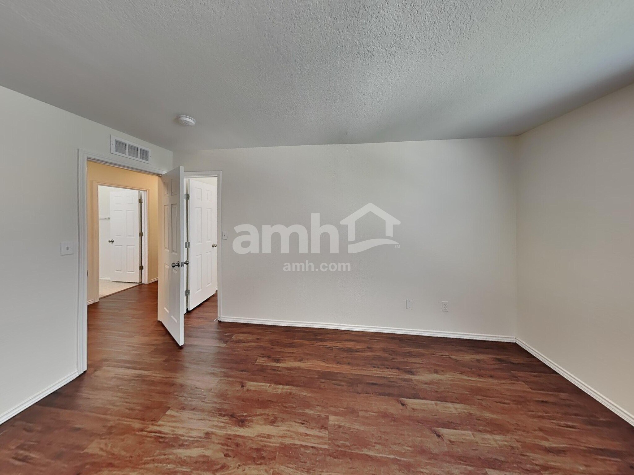 Building Photo - 11834 Silver Arbor