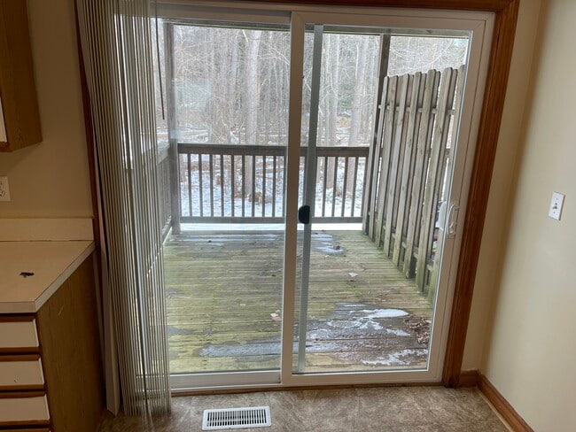 back patio - 3758 W Water St