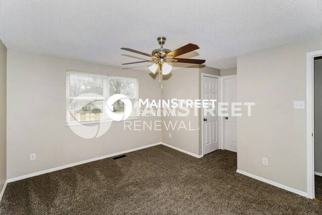 Building Photo - 3 Bedroom Pet-Friendly Home in Memphis, TN with Main Street Renewal