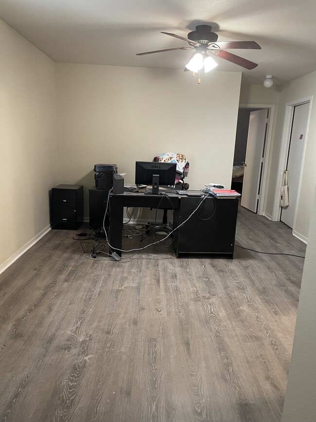 Building Photo - 4129 Winding Park Dr