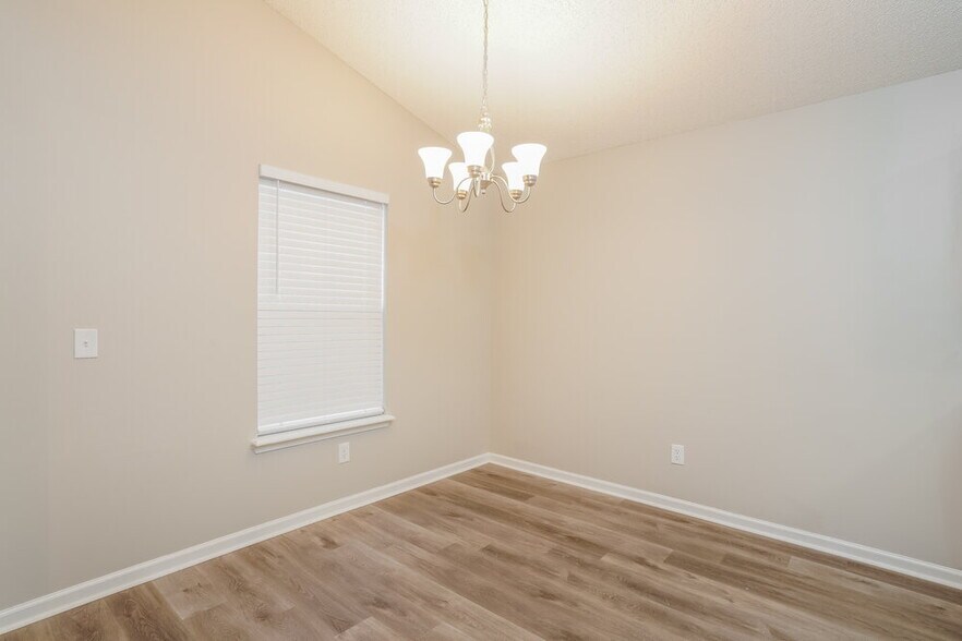 Building Photo - 1316 North St