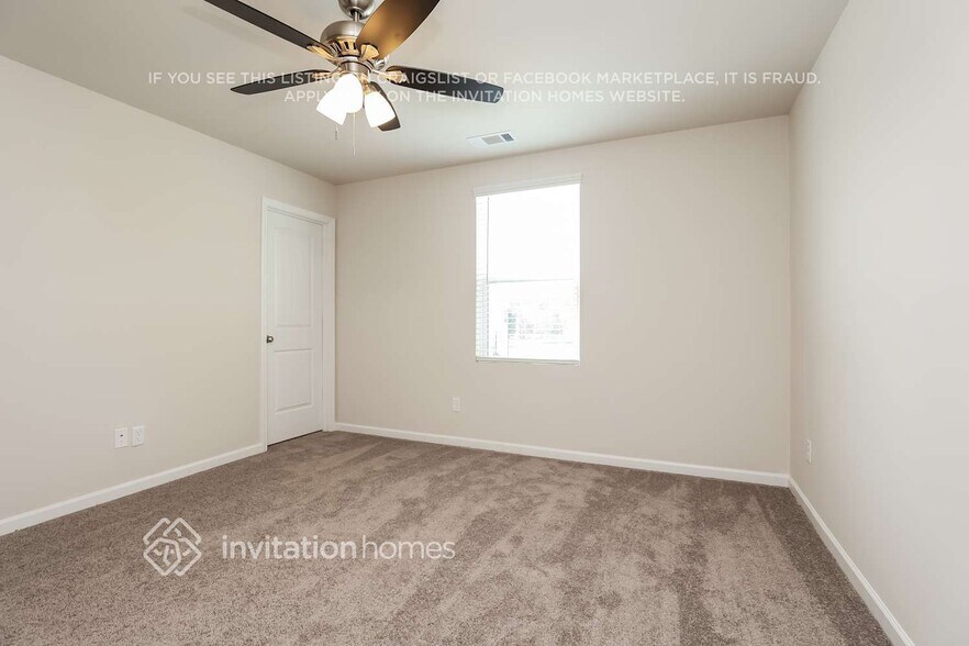 Building Photo - 123 Fister Dr