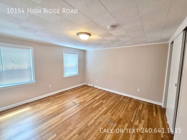 Building Photo - 10154 High Ridge Rd