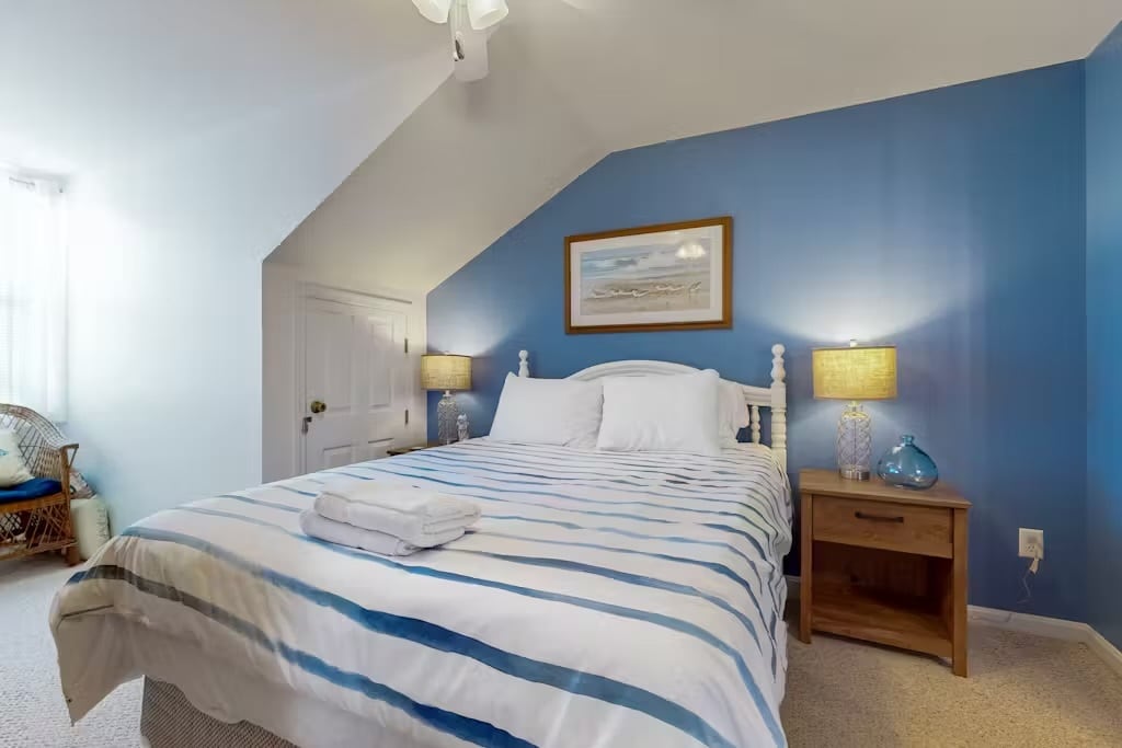 Building Photo - 30381 Crowley Dr