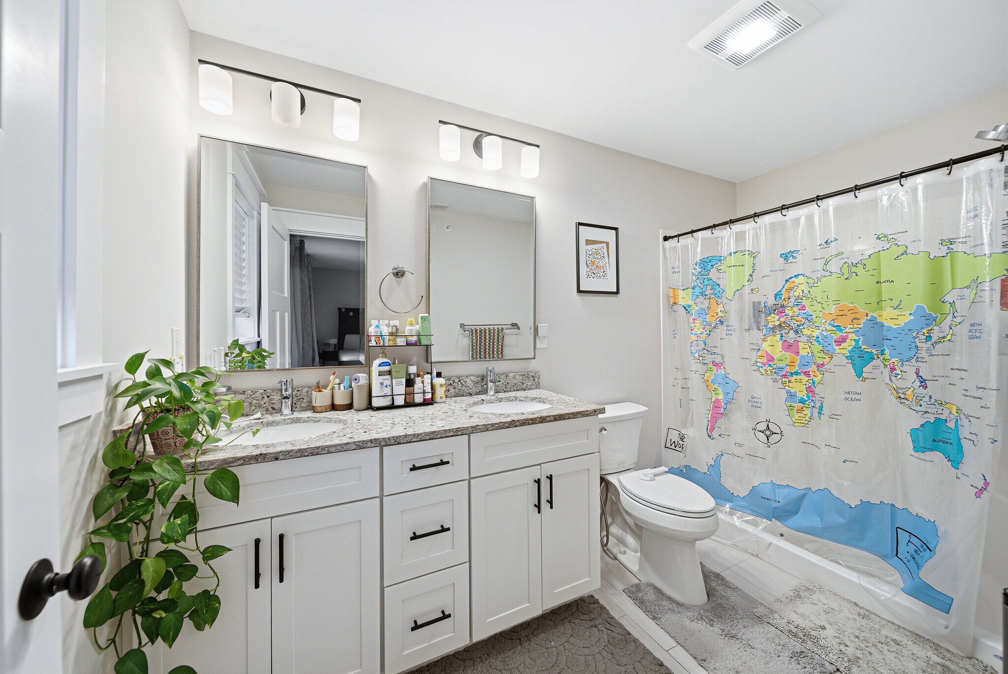 Building Photo - 182 Main St