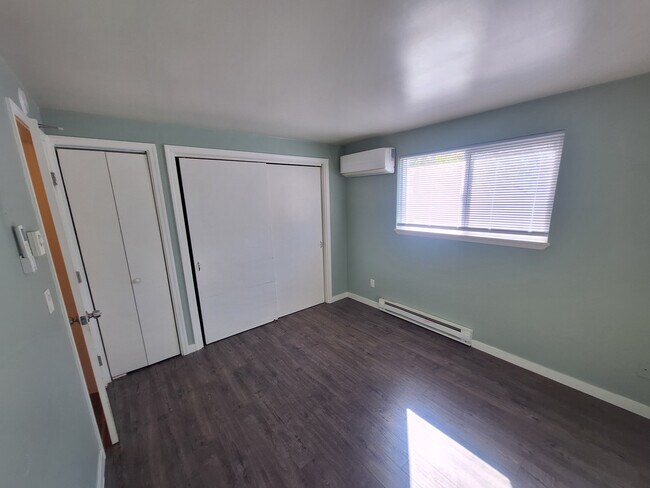 Bedroom - 5124 SE Foster Rd