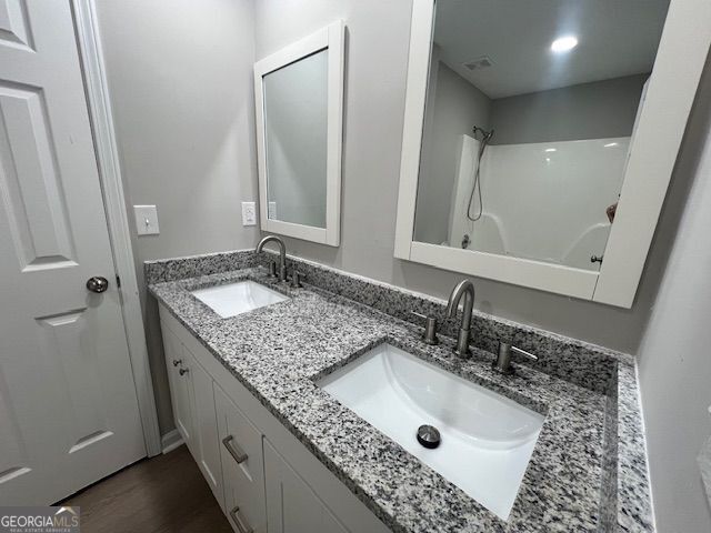 Building Photo - 5961 Sherwood Trace