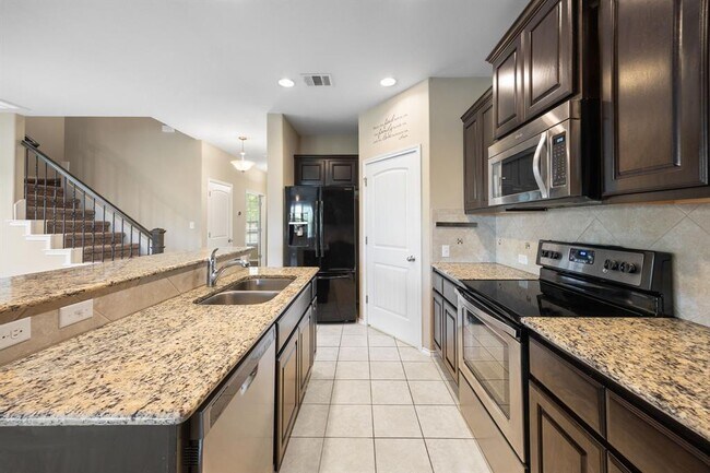 Building Photo - 1419 Grande Mesa Dr