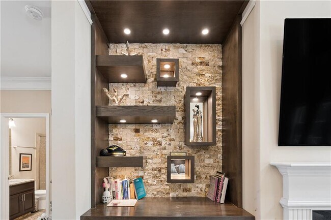 Building Photo - 4470 Skylark Ln
